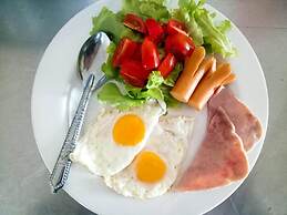 Pirom Lake And Resort