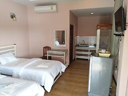 Pirom Lake And Resort