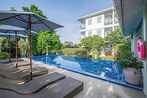 Villa Amphawa