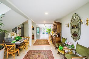 Villa Amphawa