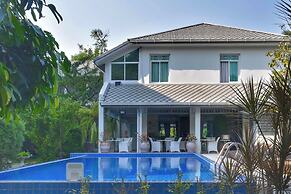 Villa Amphawa
