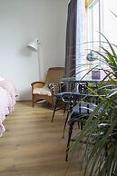 Private and peaceful one room apartments