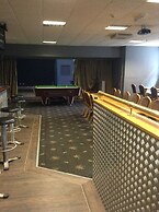 The Bear on the Square