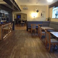 The Bear on the Square