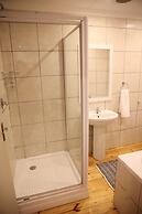 Eden Guest House B&B