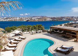 Villa Veneta at Ornos Sea View