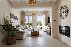 Villa Veneta at Ornos Sea View