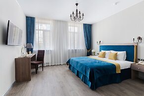 Port Comfort on Ligovskiy