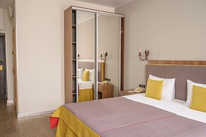 Port Comfort on Ligovskiy