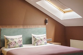 Port Comfort on Ligovskiy