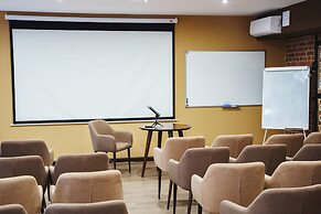 Port Comfort on Ligovskiy