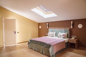 Port Comfort on Ligovskiy