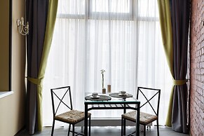 Port Comfort on Ligovskiy