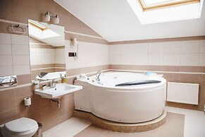 Port Comfort on Ligovskiy