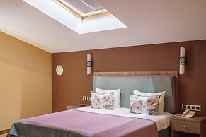 Port Comfort on Ligovskiy