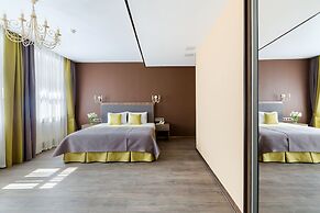 Port Comfort on Ligovskiy