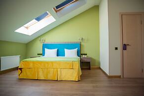 Port Comfort on Ligovskiy