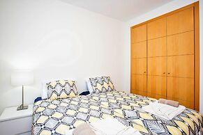 Spectacular Golf, Sea and Mountain Views BT65