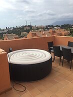 Luxury Duplex Penthouse with Sea Views ML26