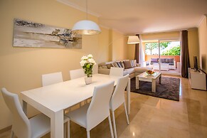 Luxurious and Spacious, 3 bedroom apartment ZA16