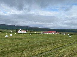 Fljotsbakki Farm Hotel