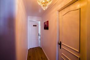 Sandhi House - Yoga & Wellness