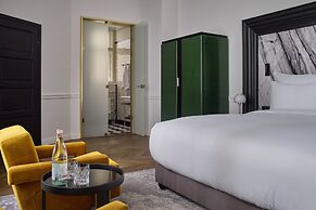 Hotel Collect – Adults Only