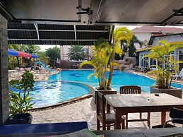 Ruysuk Hotel & Swimming Pool