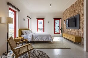 Leiden Homestay & Cafe