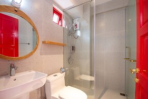 Leiden Homestay & Cafe