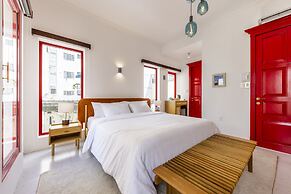 Leiden Homestay & Cafe