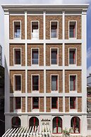 Leiden Homestay & Cafe