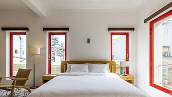 Leiden Homestay & Cafe