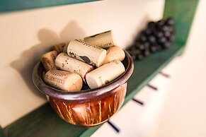 Equinox Inn at Canyon Lake