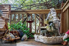 Equinox Inn at Canyon Lake