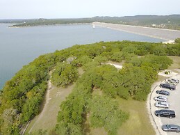 Equinox Inn at Canyon Lake