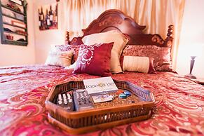 Equinox Inn at Canyon Lake