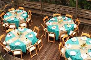 Equinox Inn at Canyon Lake