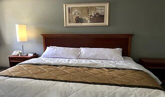 Palace Inn & Suites - Newport News/Jefferson Ave