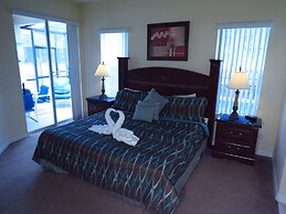 Kissimmee Maingate Pool Homes by SOVH