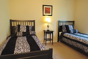 Kissimmee Maingate Pool Homes by SOVH