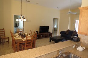 Kissimmee Maingate Pool Homes by SOVH