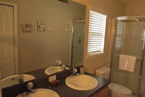 Kissimmee Maingate Pool Homes by SOVH