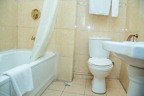 Royal Crest Hotel & Suites