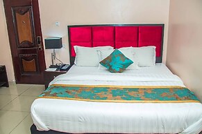 Royal Crest Hotel & Suites