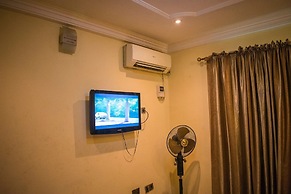 Taverna Guest House
