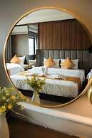 Confetti Garden Hotel