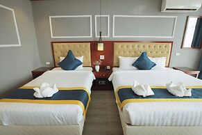 Confetti Garden Hotel