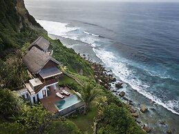 Lelewatu Resort Sumba