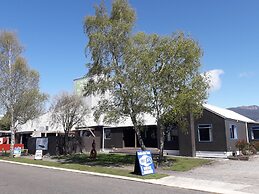 Tongariro River Retreat - Hostel